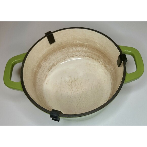 Martha Stewart 2 Quart Green Enameled Cast Iron Dutch Oven w/ Lid - Picture 4 of 13